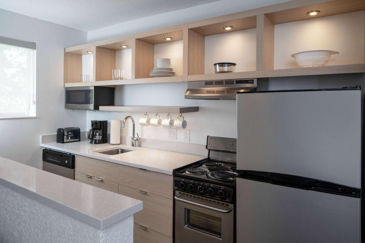 Sonesta Simply Suites Фолс Черч Экстерьер фото