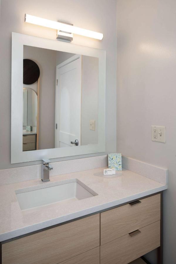 Sonesta Simply Suites Фолс Черч Экстерьер фото