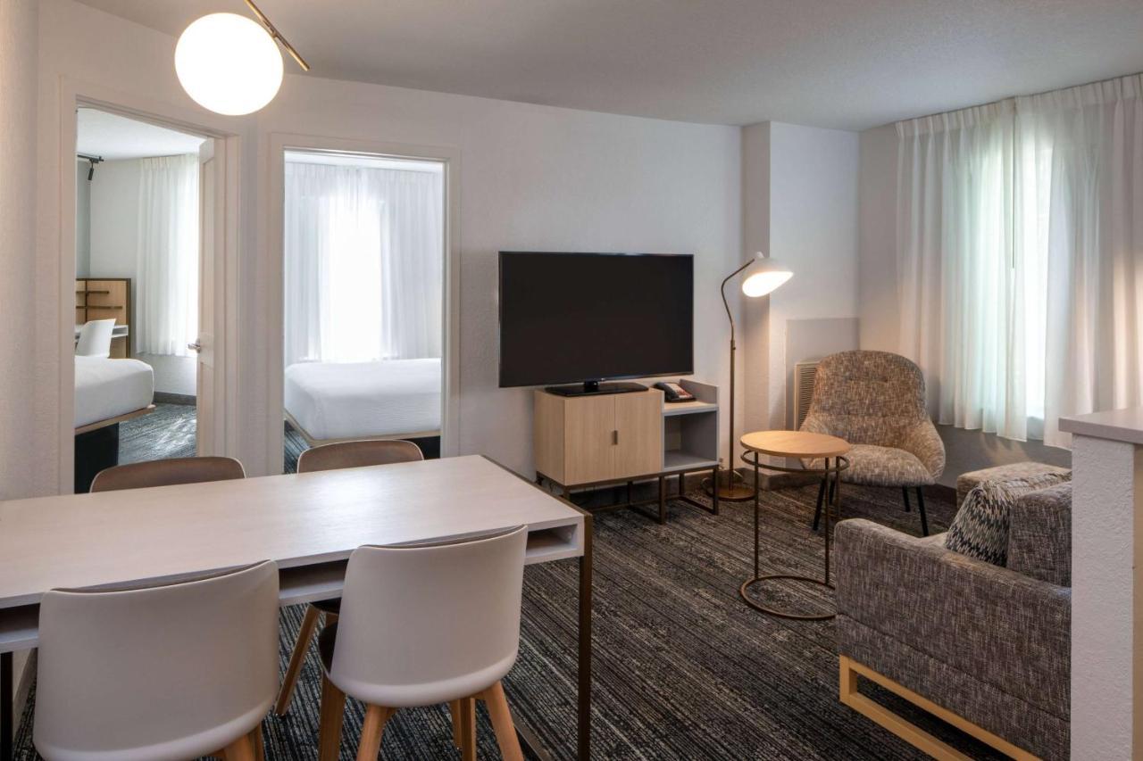 Sonesta Simply Suites Фолс Черч Экстерьер фото